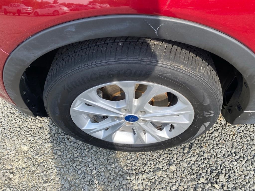 Used 2019 Ford Escape SE FWD image 26