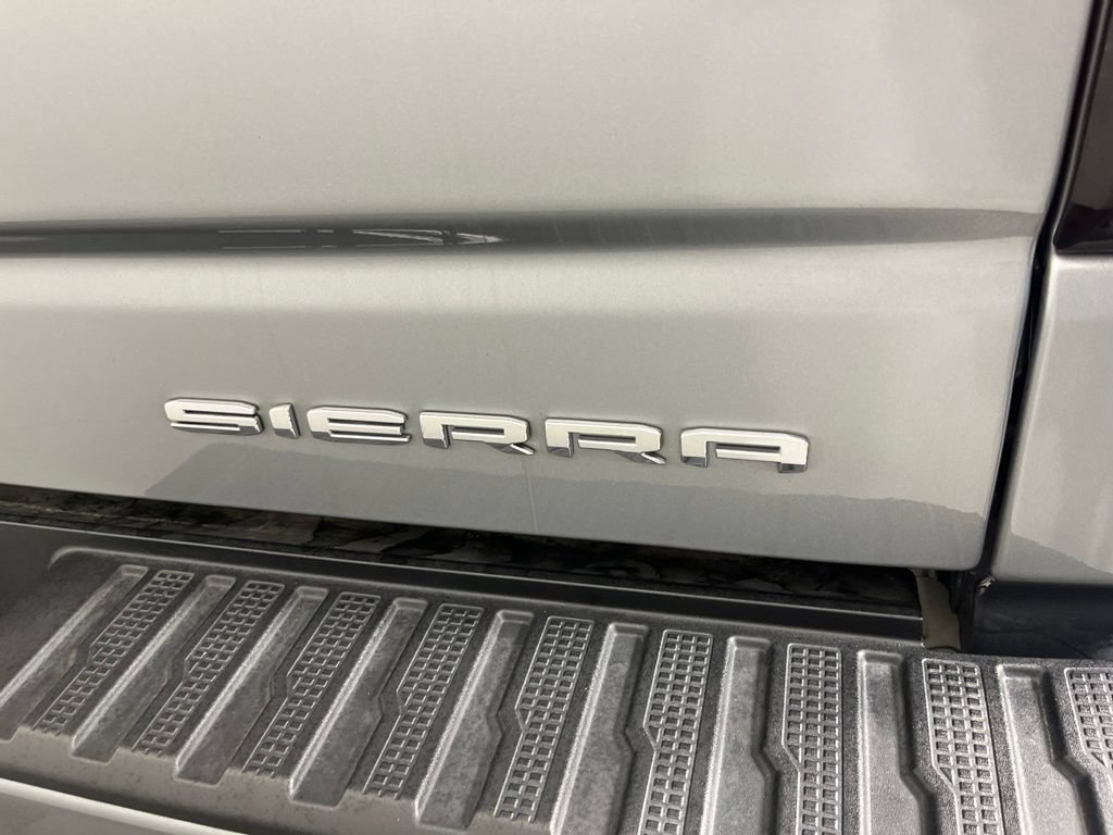 Certified 2025 GMC Sierra 1500 Denali w/ Denali Reserve Package AWD/4WD image 8