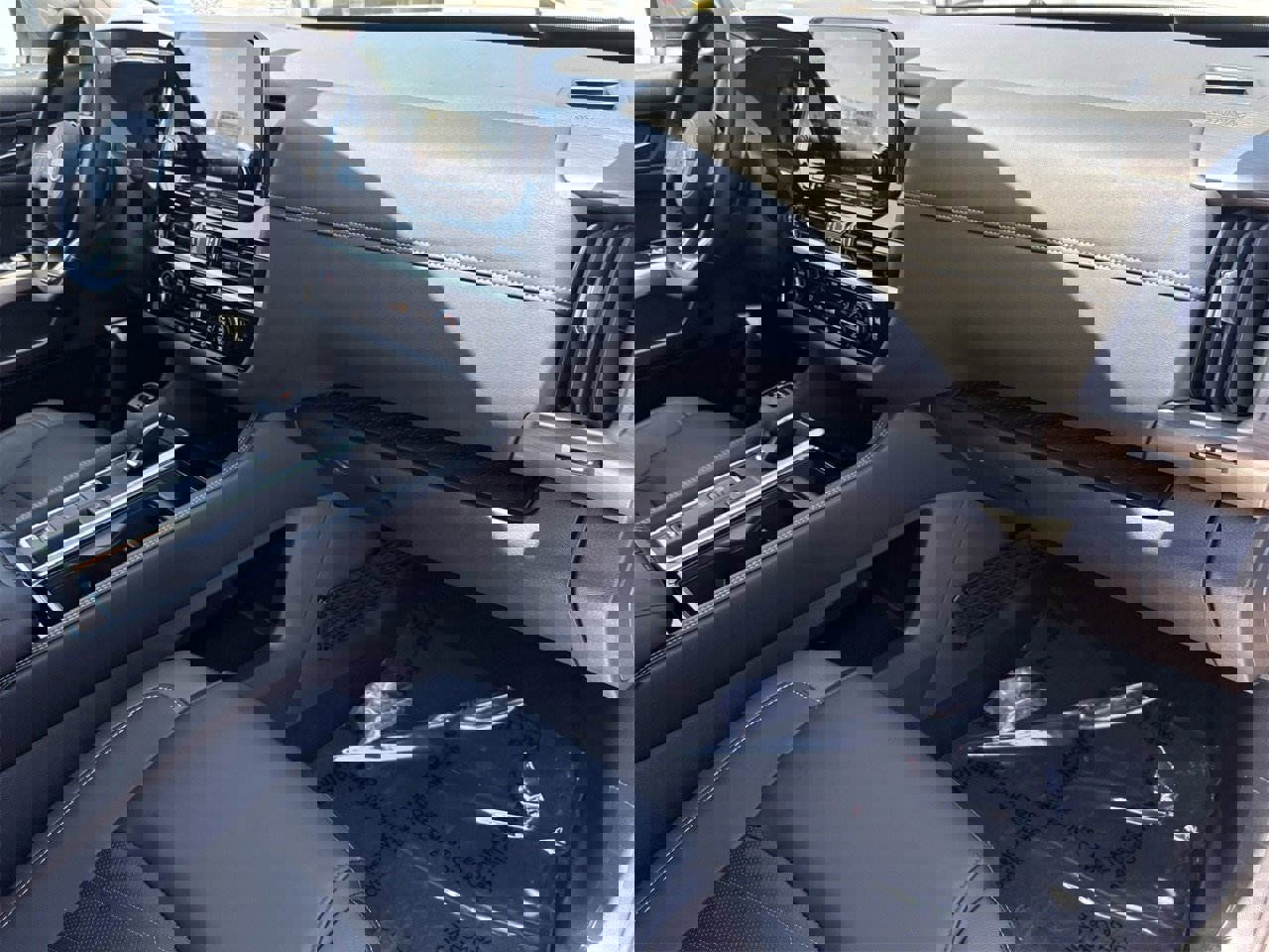 New 2025 Nissan Pathfinder Platinum w/ Cargo Package image 12