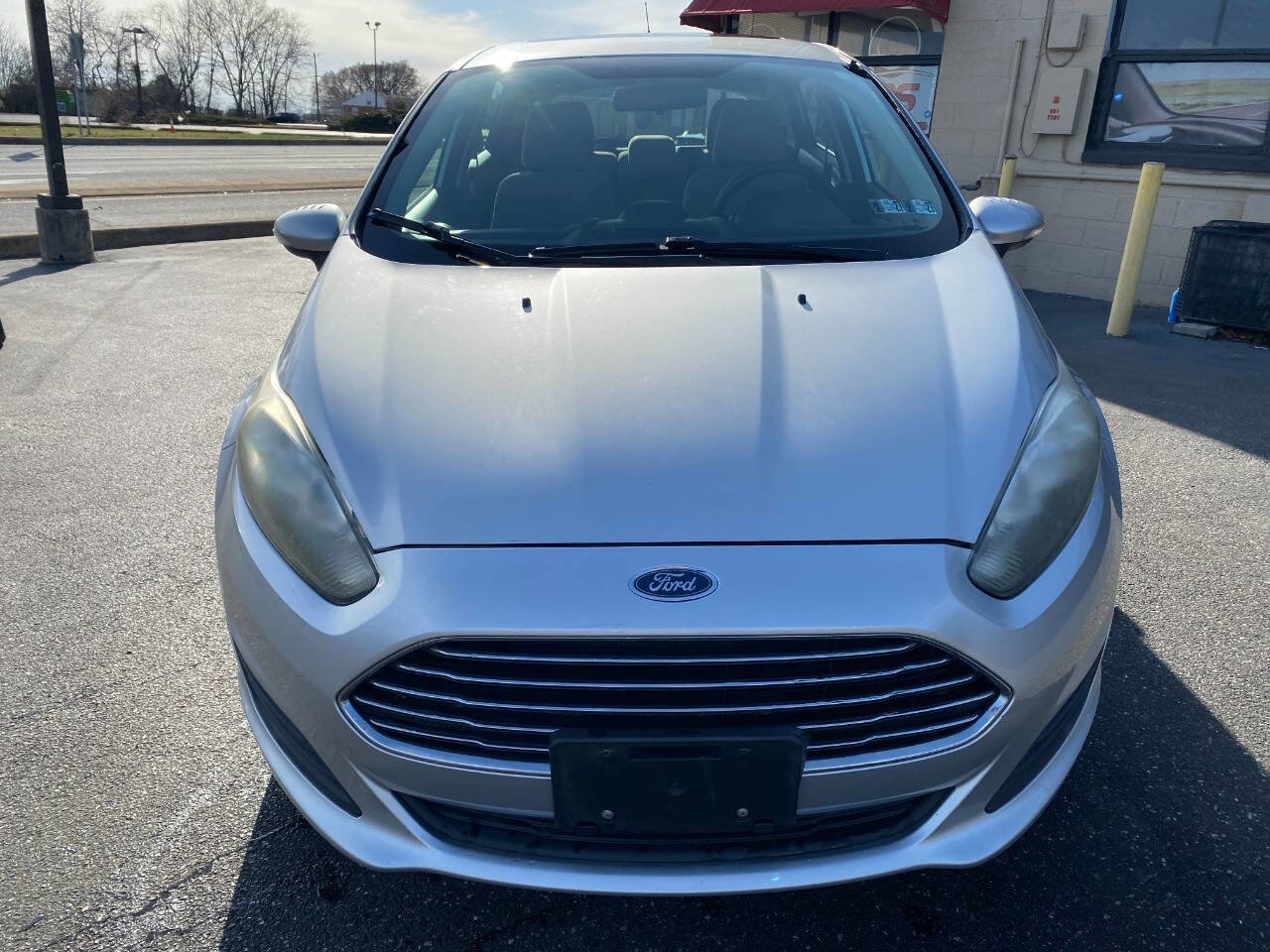 Used 2015 Ford Fiesta SE w/ Exterior Protection Package image 8