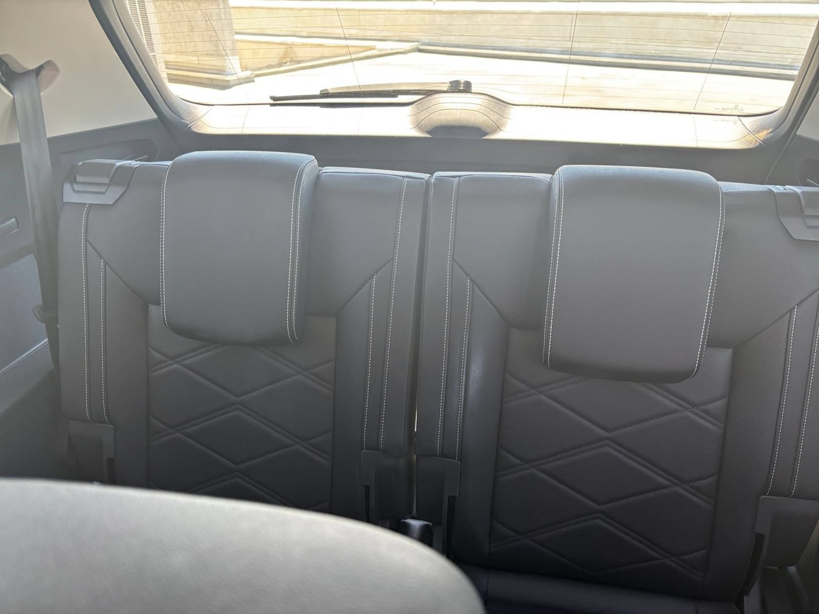 Used 2026 Volkswagen Atlas SE FWD image 31