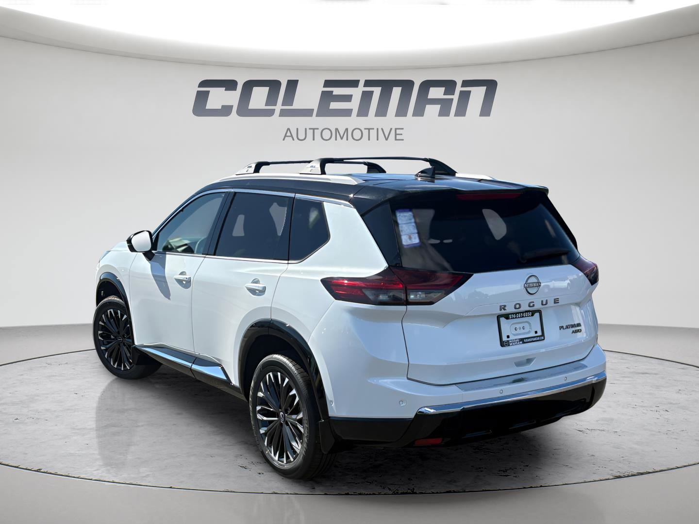 New 2026 Nissan Rogue Platinum w/ Platinum Premium Package image 3