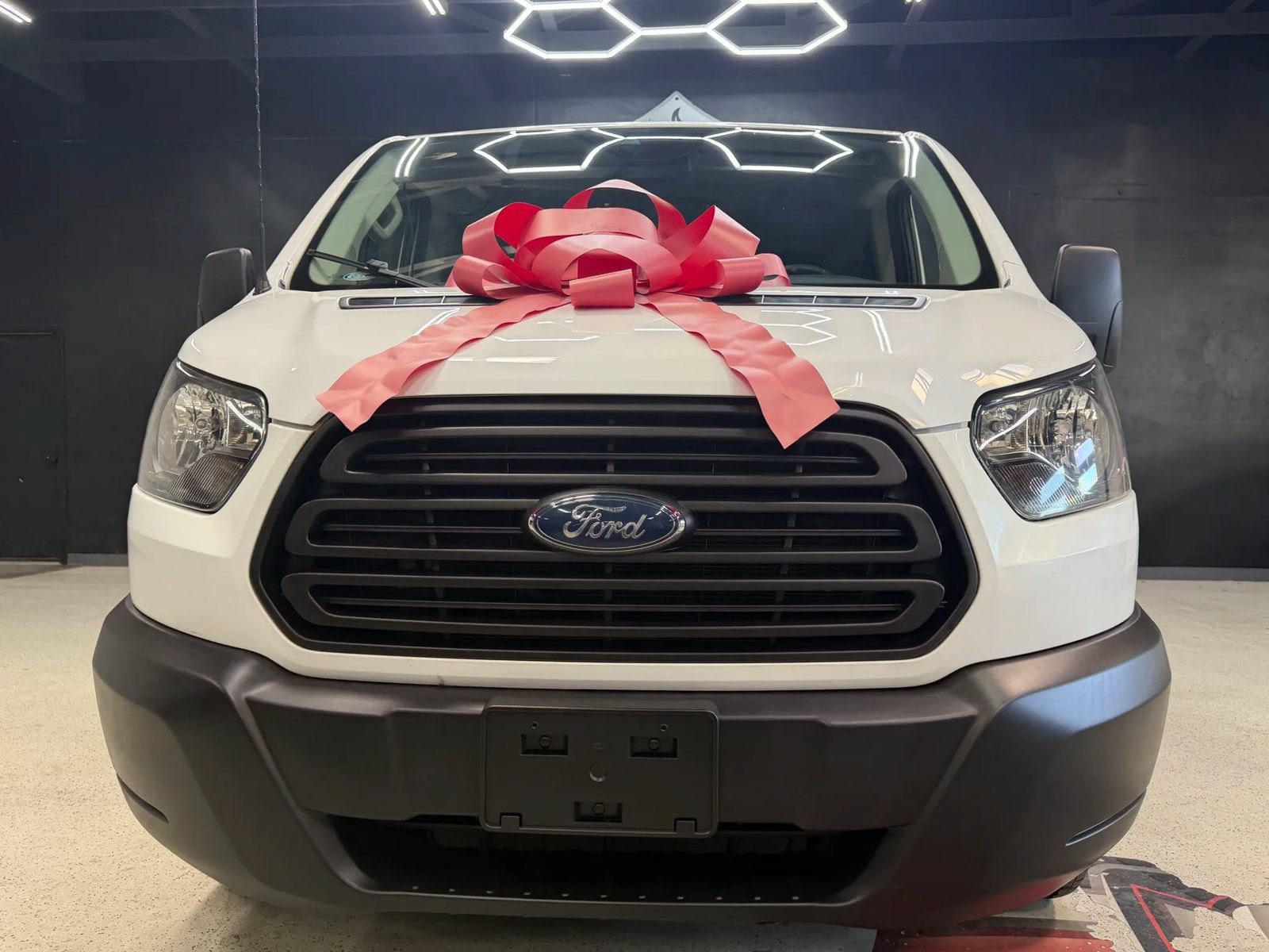 Used 2018 Ford Transit 350 XL RWD image 6