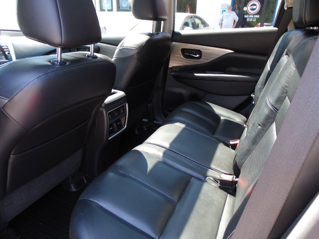 Used 2015 Nissan Murano Platinum w/ Platinum Technology Package AWD/4WD image 10