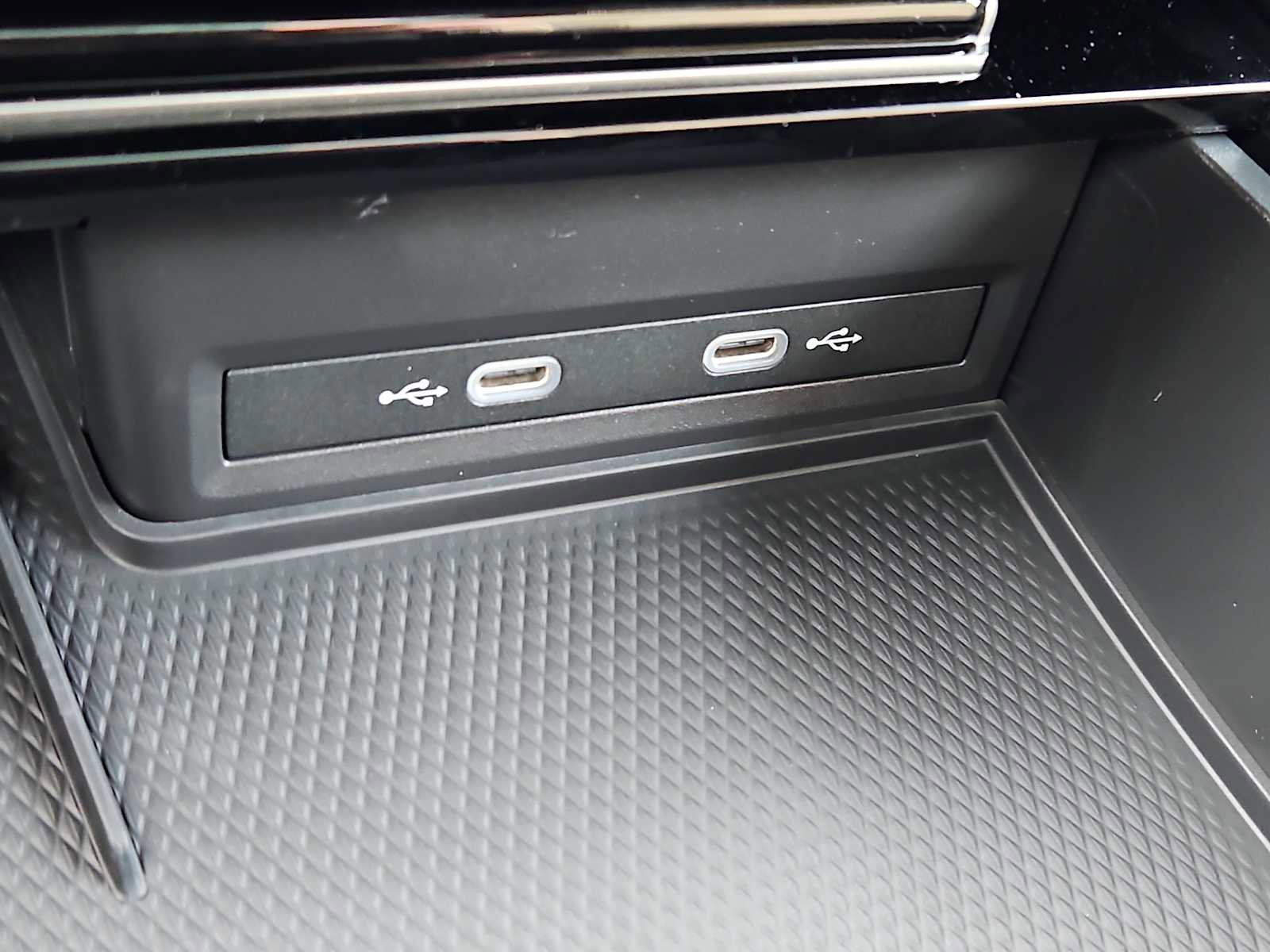 New 2026 Volkswagen Atlas Cross Sport SE image 18