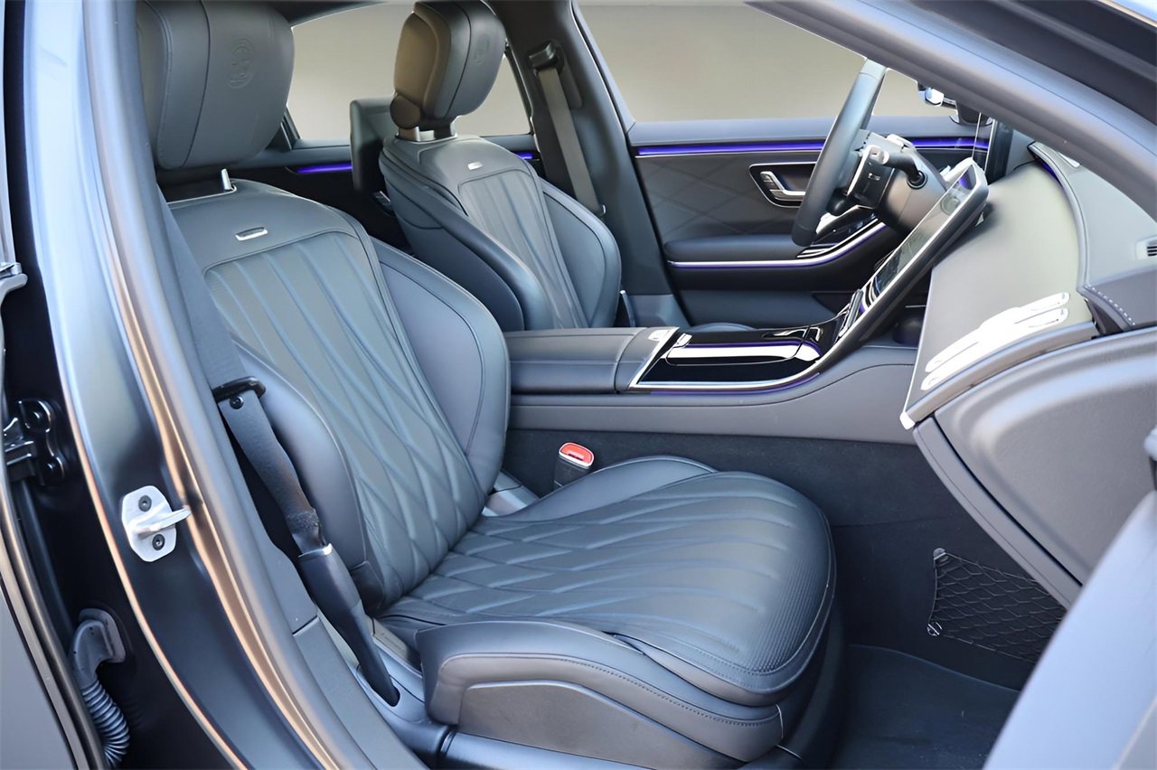 Used 2025 Mercedes-Benz S 63 AMG S image 21