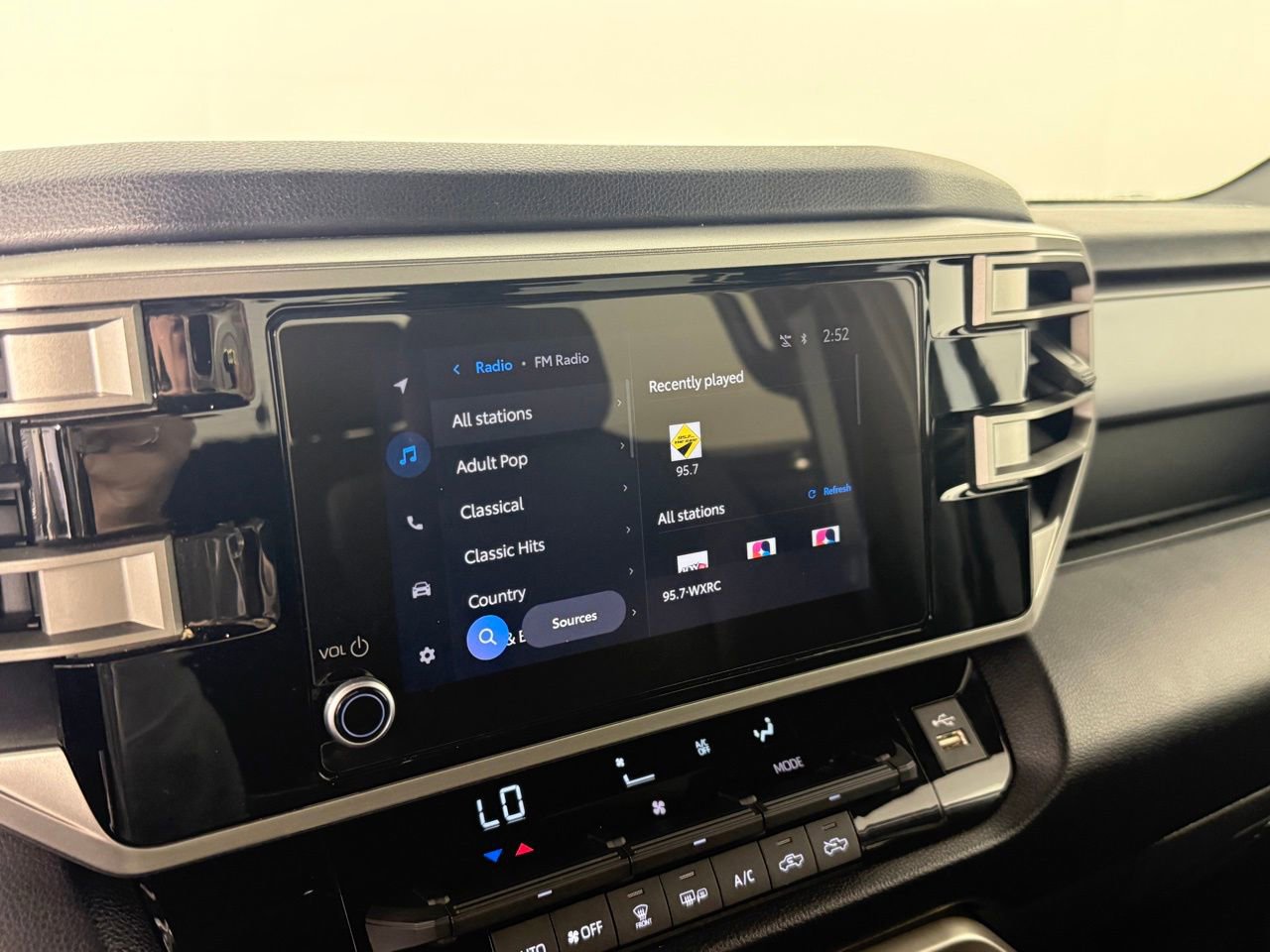 Used 2025 Toyota Tundra SR5 image 15