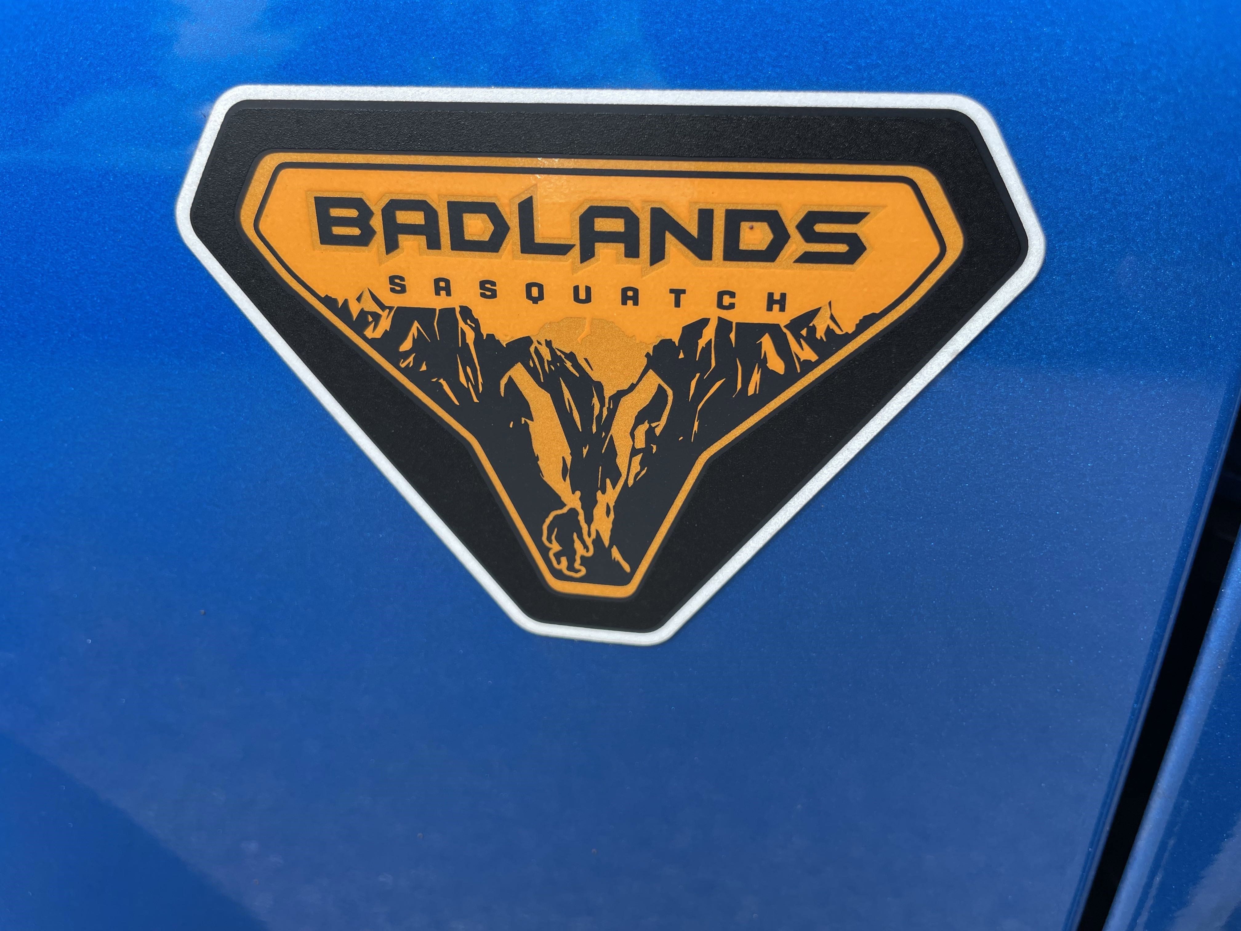 Used 2025 Ford Bronco Badlands image 33
