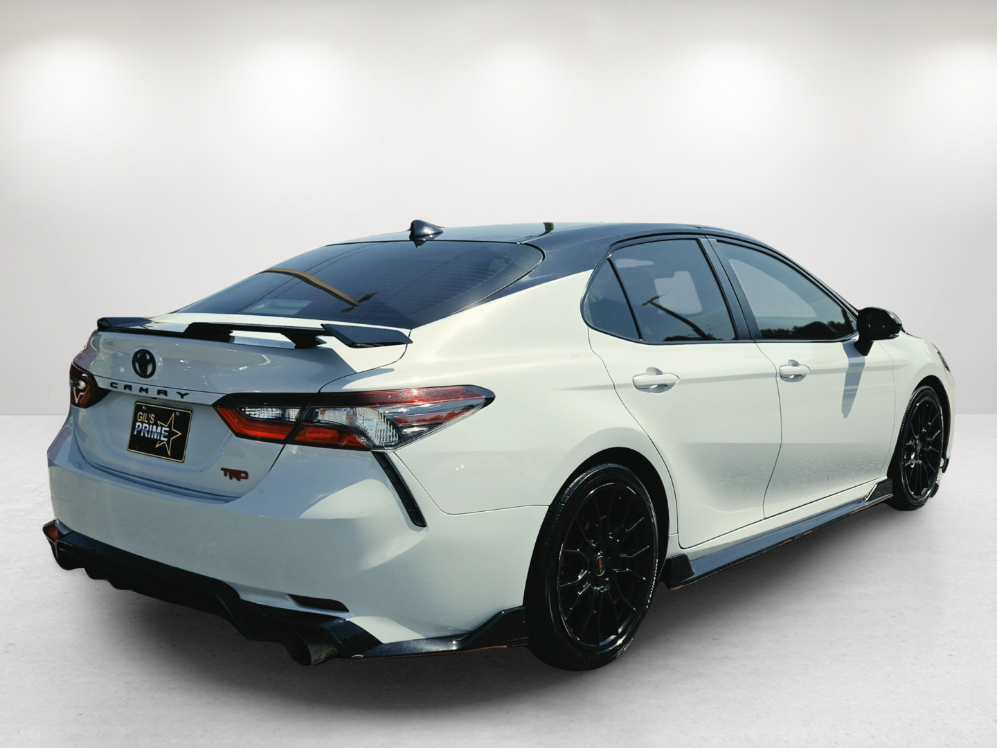 Used 2021 Toyota Camry TRD FWD image 5
