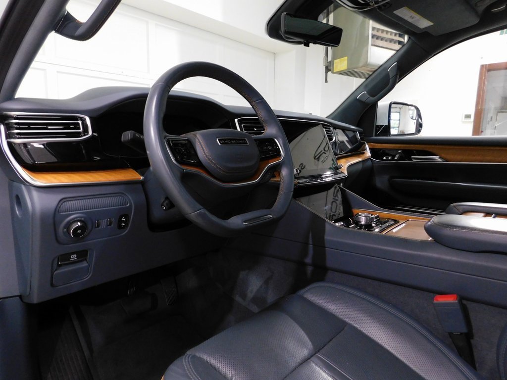 Used 2022 Jeep Grand Wagoneer Series II w/ Convenience Group III image 29