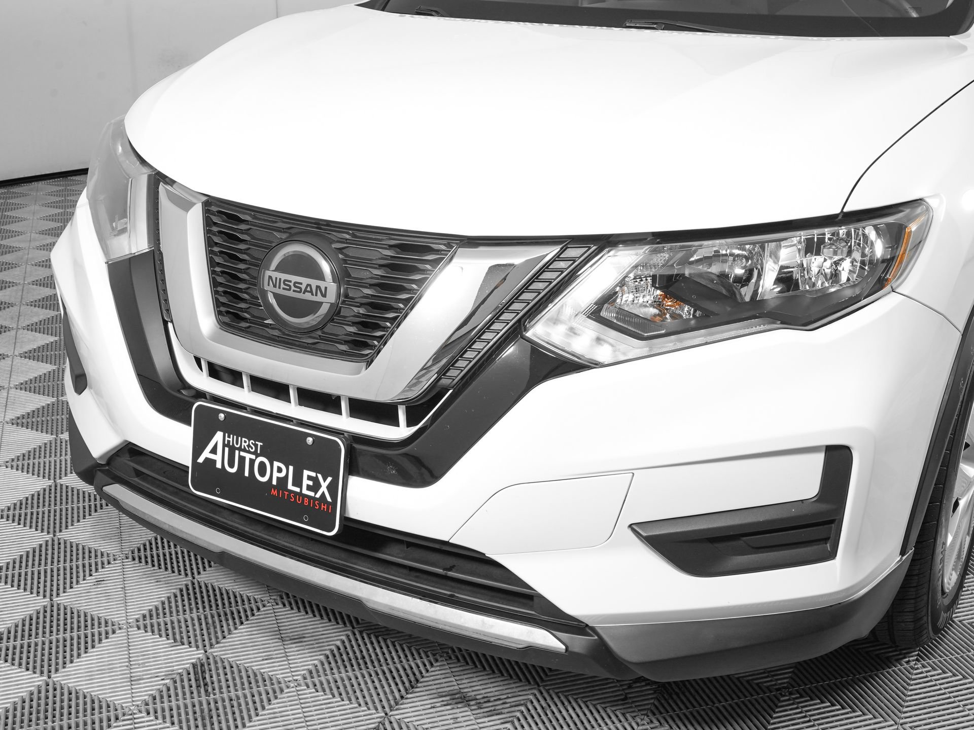 Used 2018 Nissan Rogue S FWD image 24
