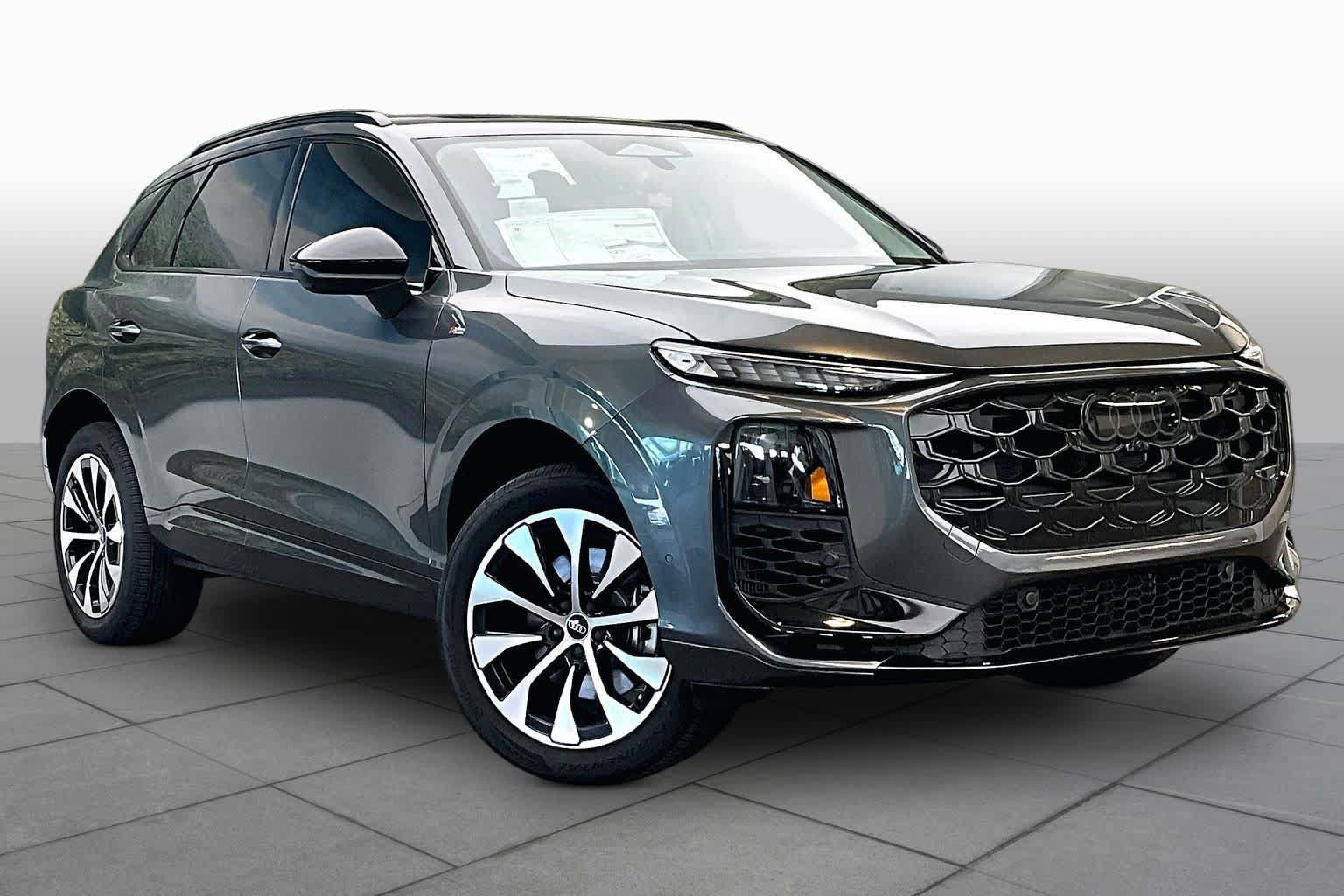 New 2026 Audi Q3 quattro 2.0T AWD/4WD image 2