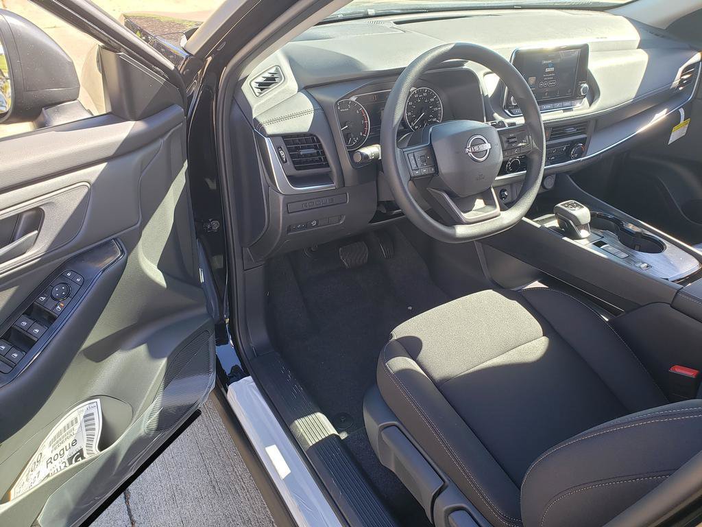 New 2027 Nissan Rogue S FWD image 10
