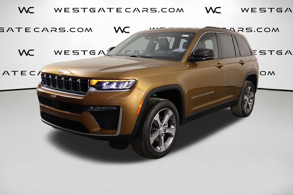 New 2026 Jeep Grand Cherokee Limited w/ Trailer Tow Package
