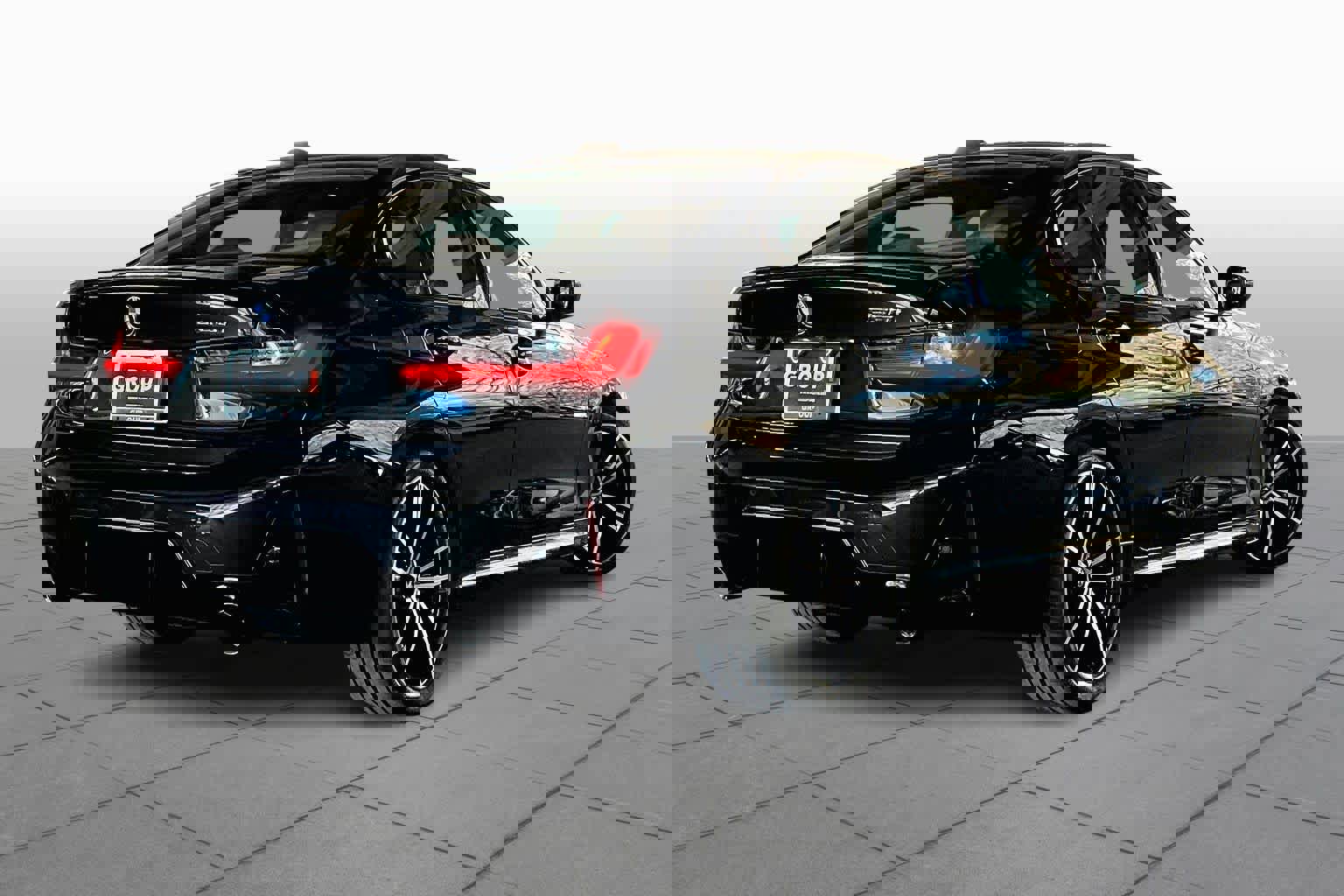 Used 2023 BMW 330i Sedan w/ M Sport Package image 12