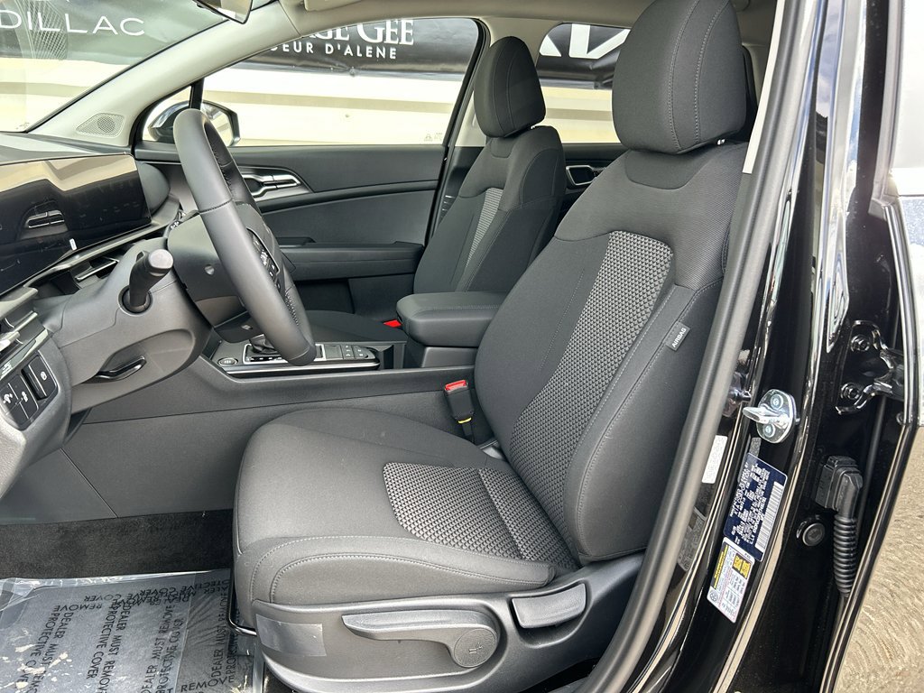 New 2026 Kia Sportage LX image 11