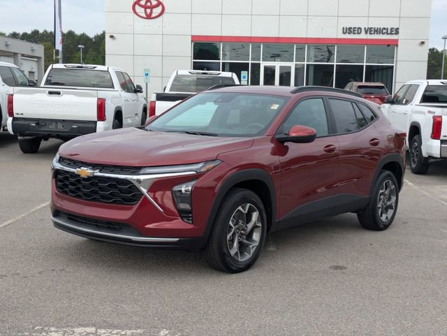 Used 2025 Chevrolet Trax LT image 7