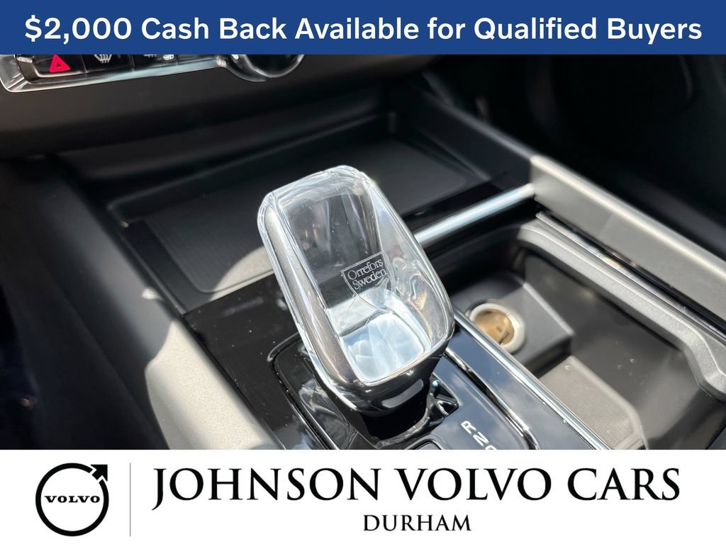 New 2026 Volvo XC60 B5 Plus w/ Protection Package Premier AWD/4WD image 23