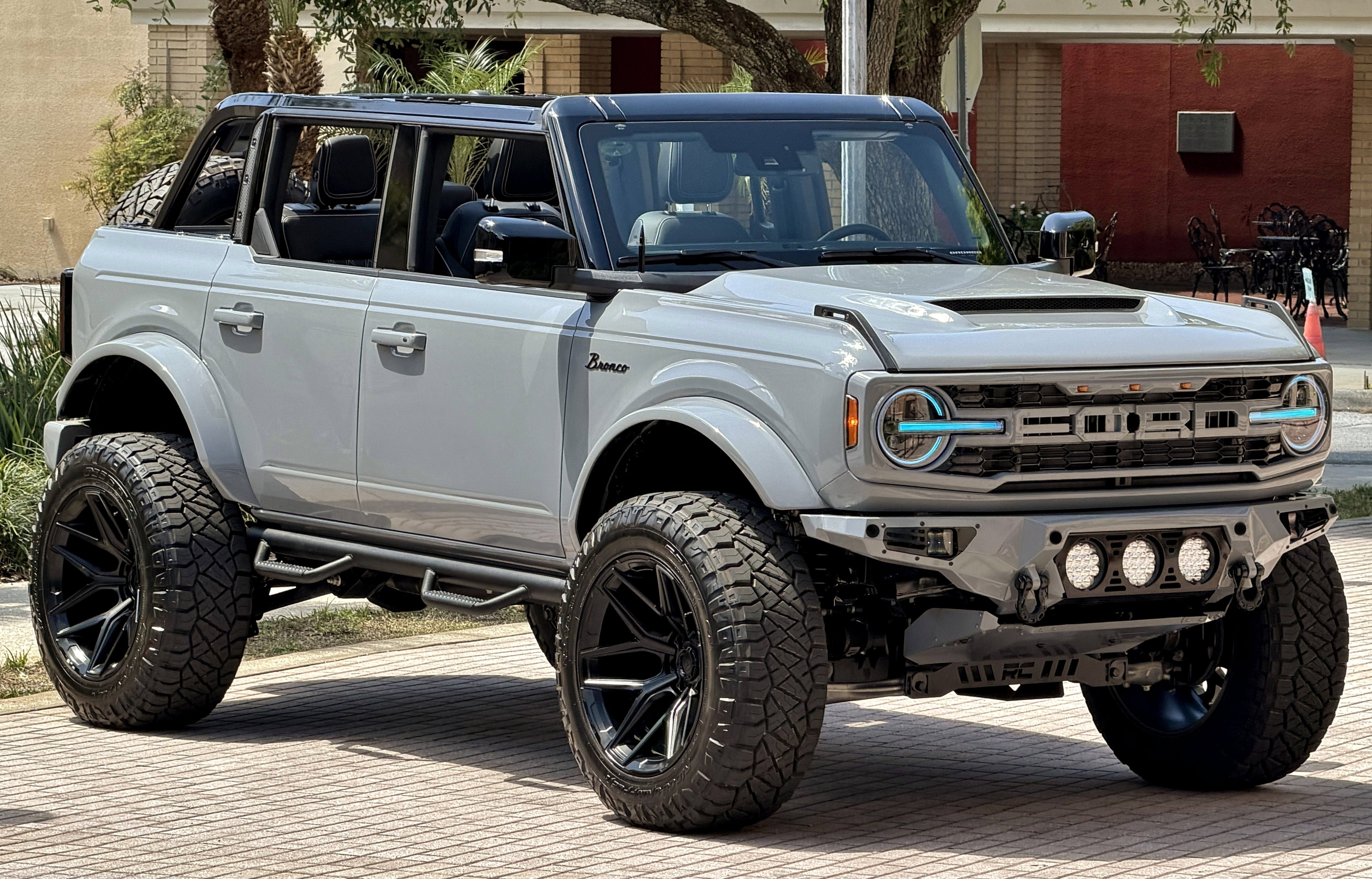 Used 2026 Ford Bronco Outer Banks AWD/4WD image 11