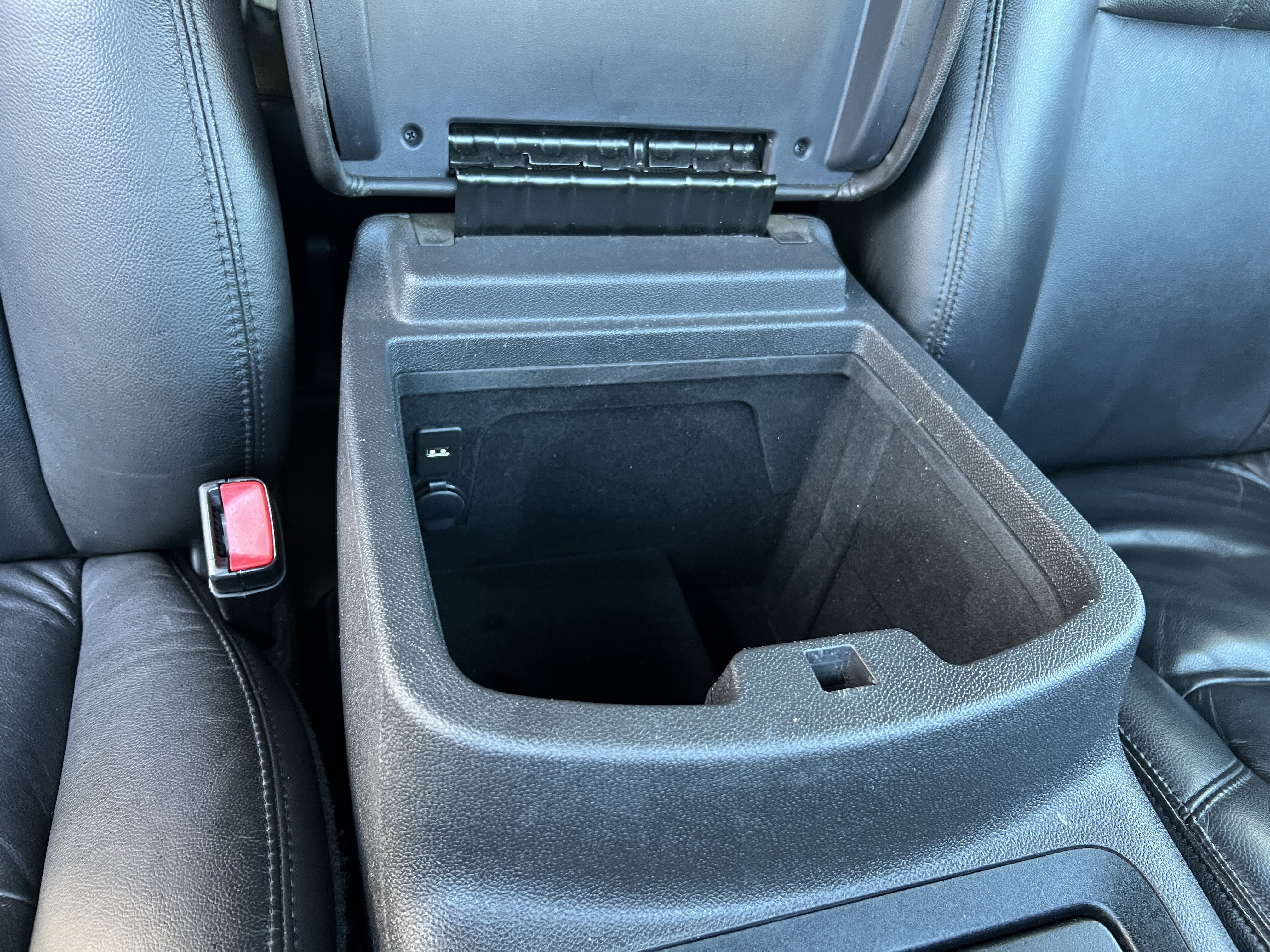 Used 2010 Chevrolet Tahoe LT image 26