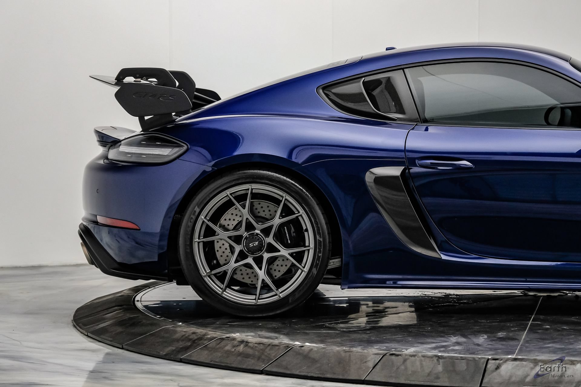 Used 2025 Porsche 718 Cayman GT4 RS RWD image 28