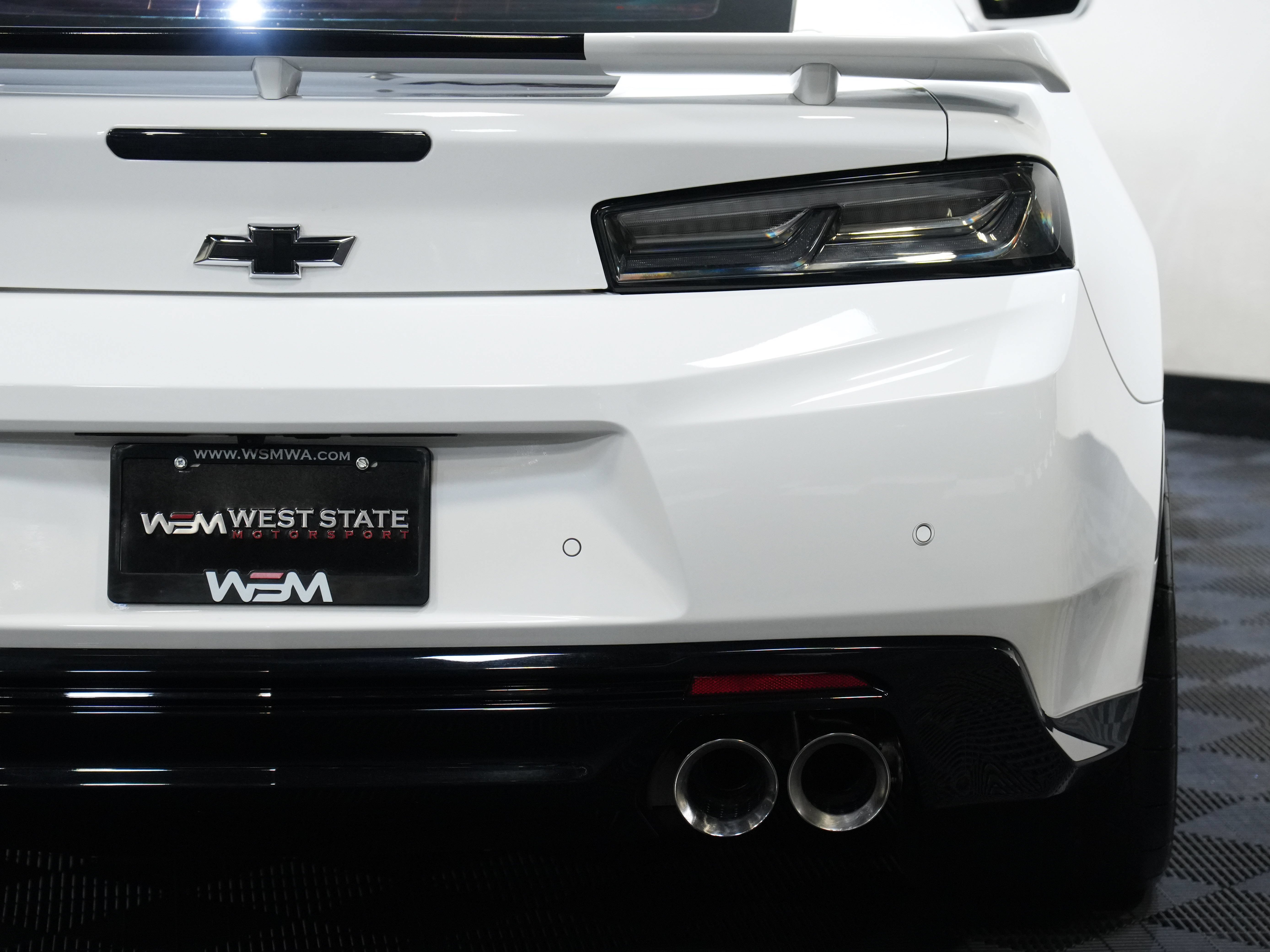 Used 2017 Chevrolet Camaro ZL1 RWD image 17