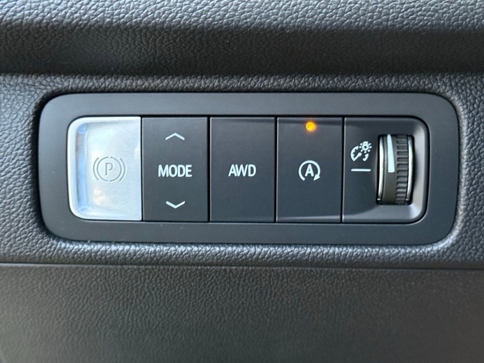 Used 2026 Chevrolet Traverse LT AWD/4WD image 37