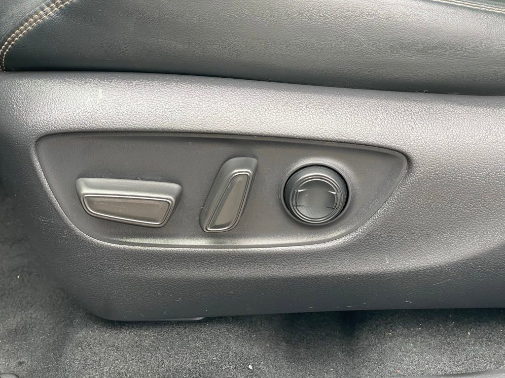 Used 2021 Toyota RAV4 XLE Premium AWD/4WD image 13