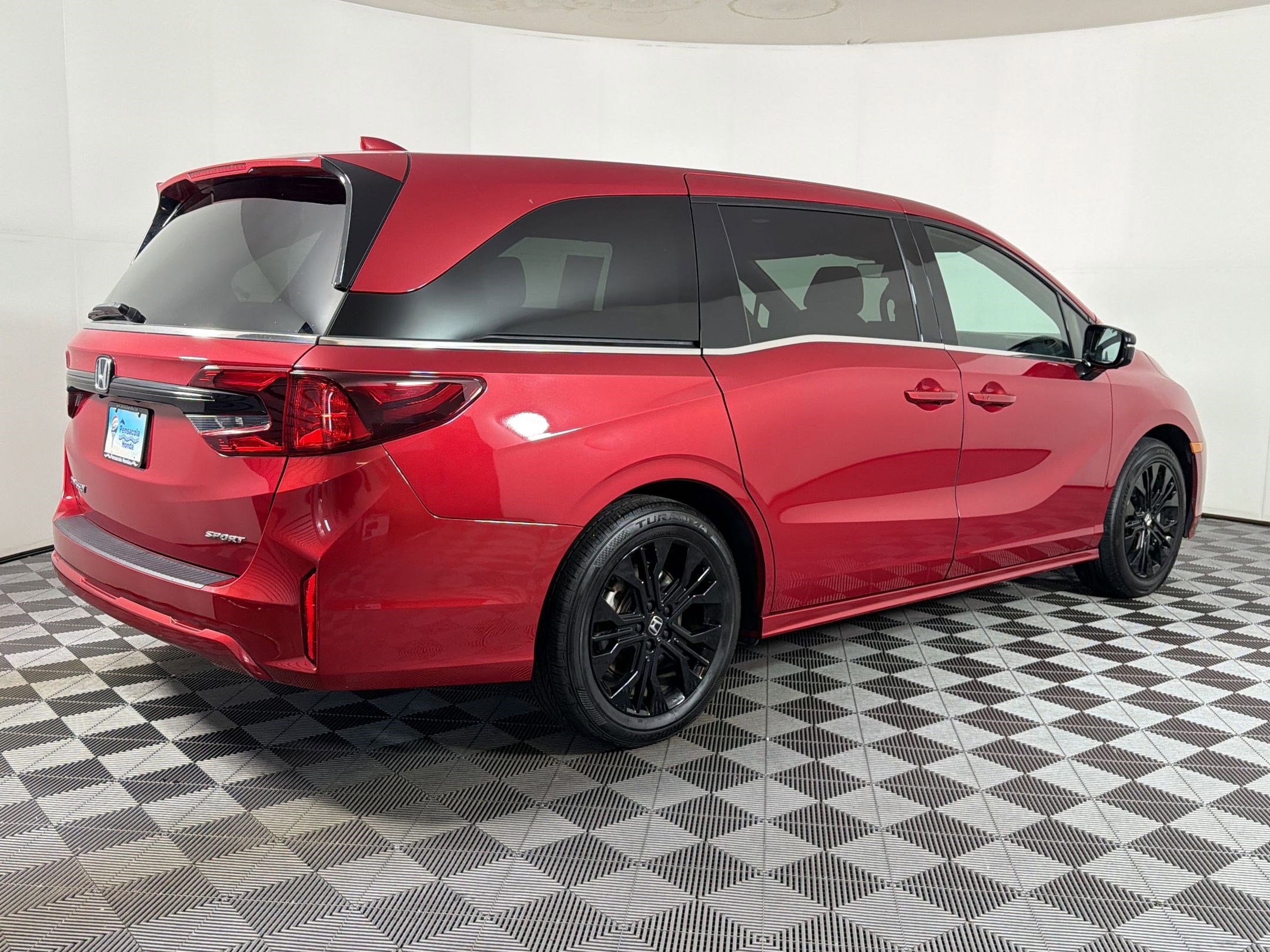 Used 2025 Honda Odyssey Sport-L image 8