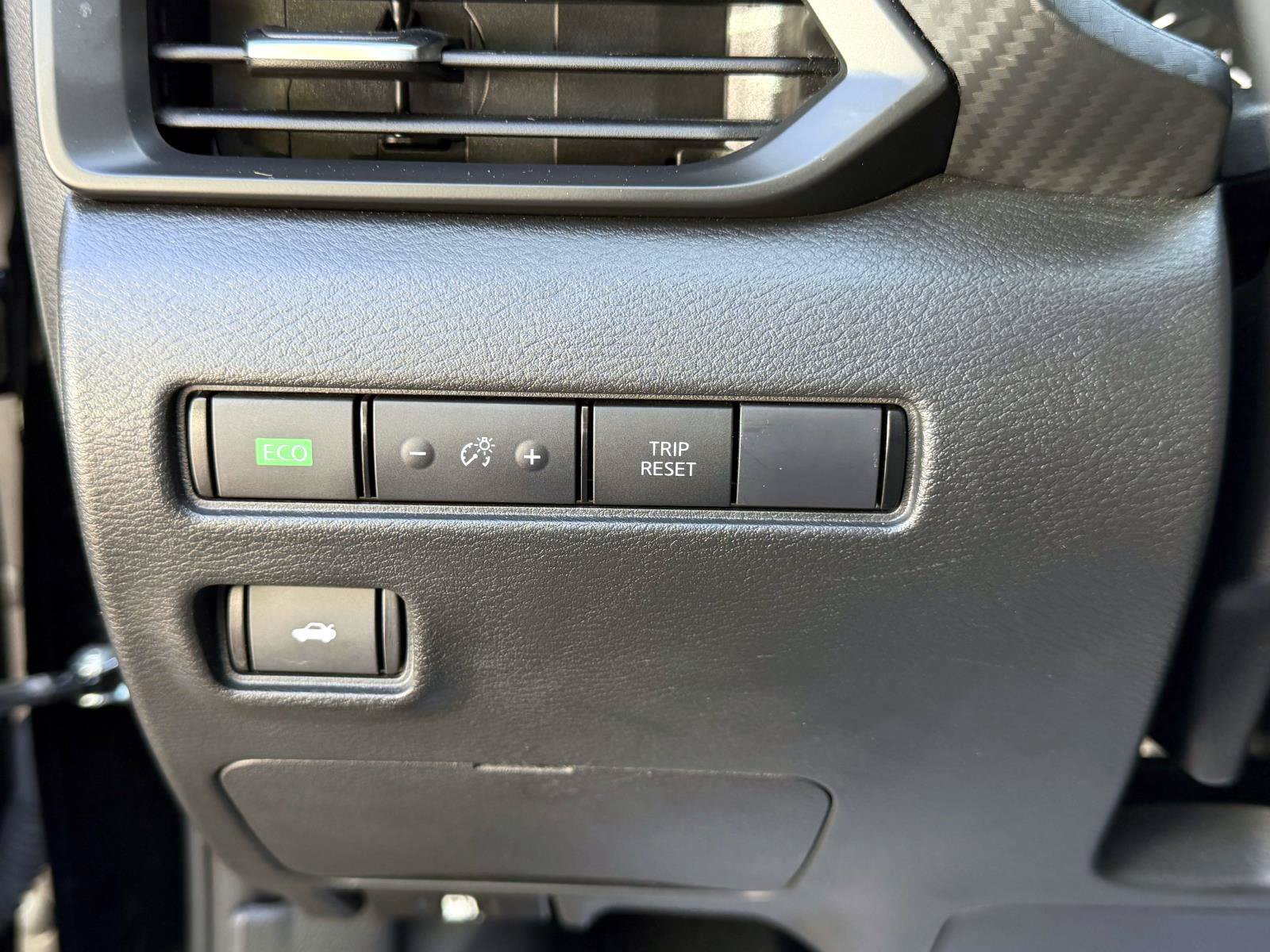 Used 2024 Nissan Sentra S FWD image 17