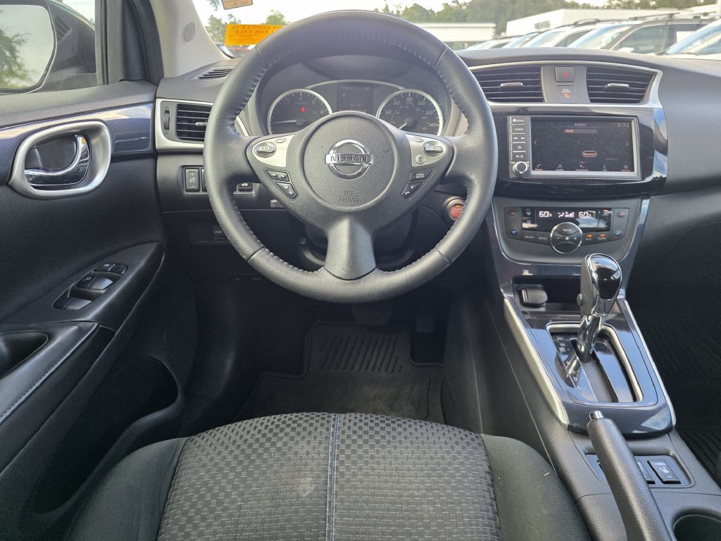 Used 2019 Nissan Sentra SR FWD image 12