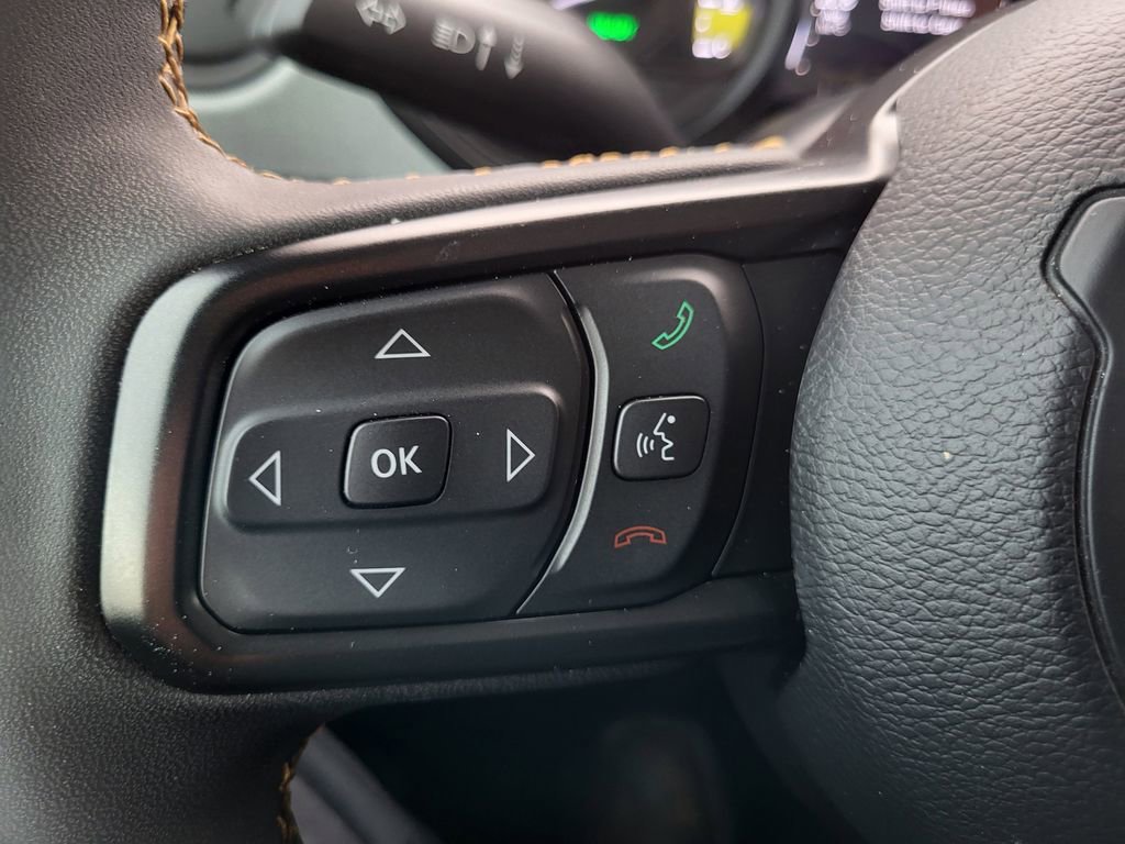Used 2024 Jeep Wrangler Unlimited image 29