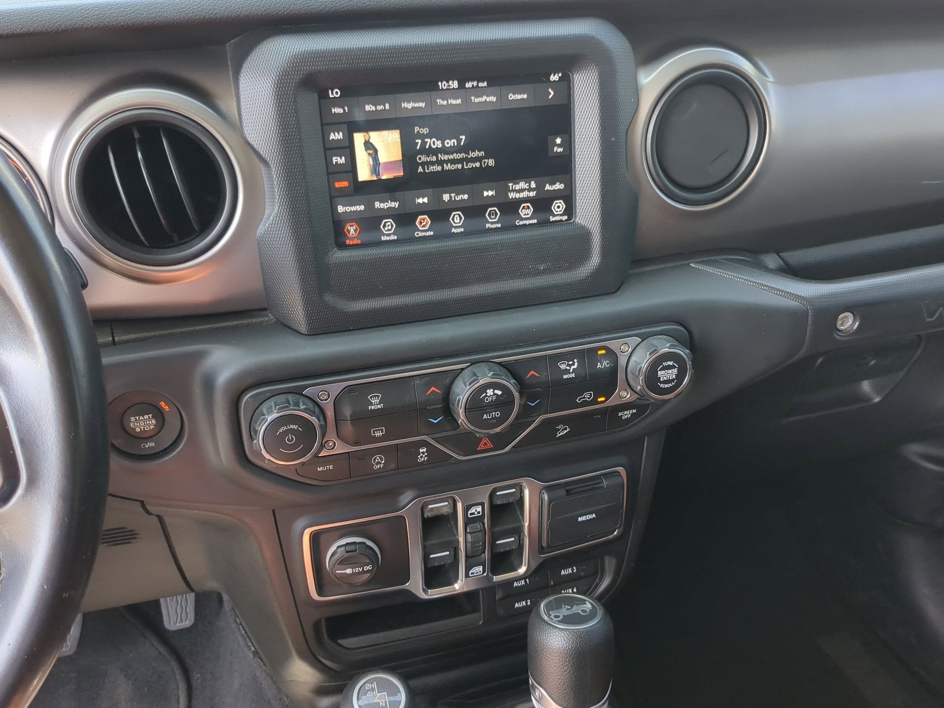 Used 2019 Jeep Wrangler Unlimited Sport S image 18