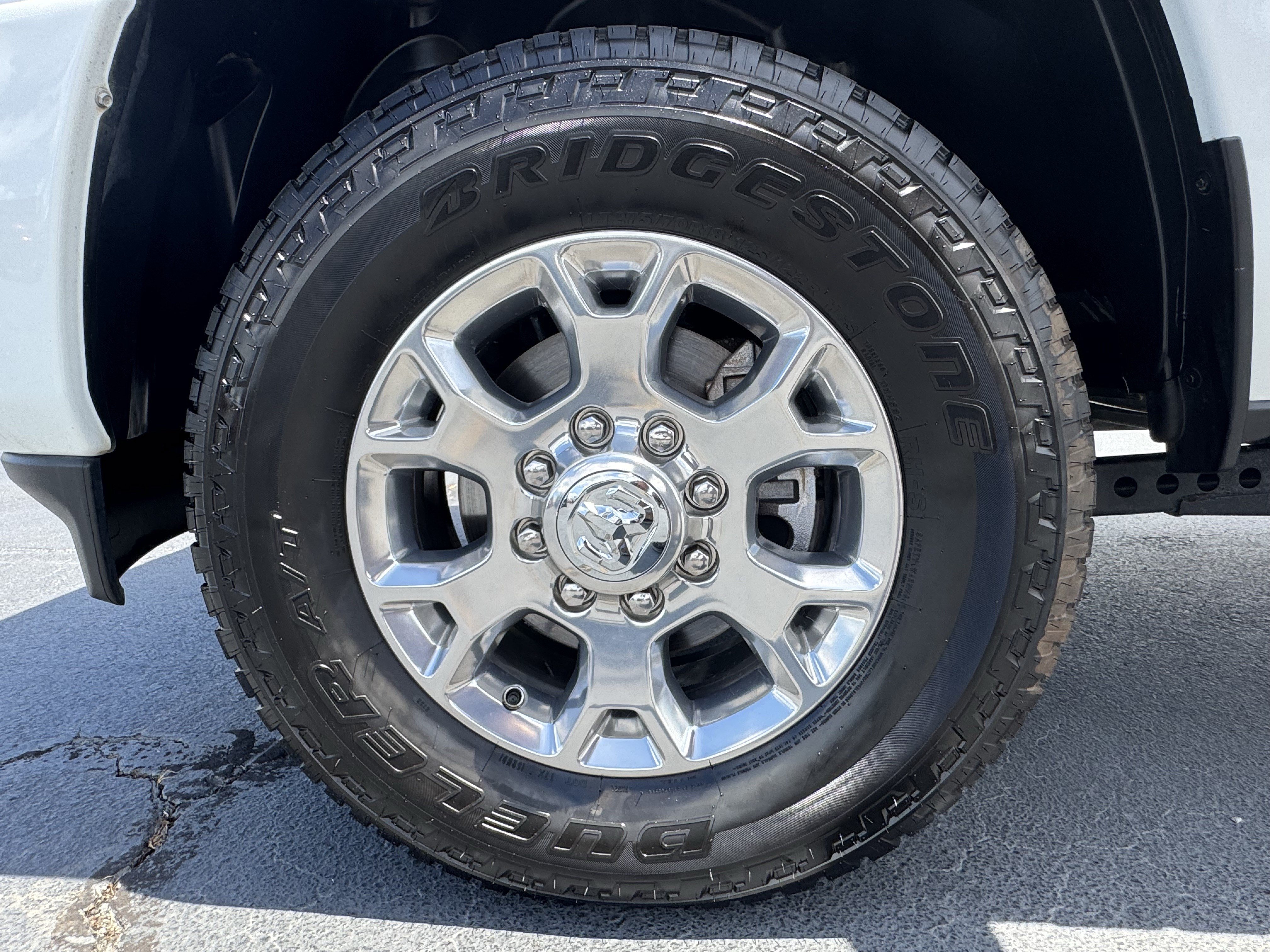 Used 2024 RAM 2500 Laramie AWD/4WD image 12