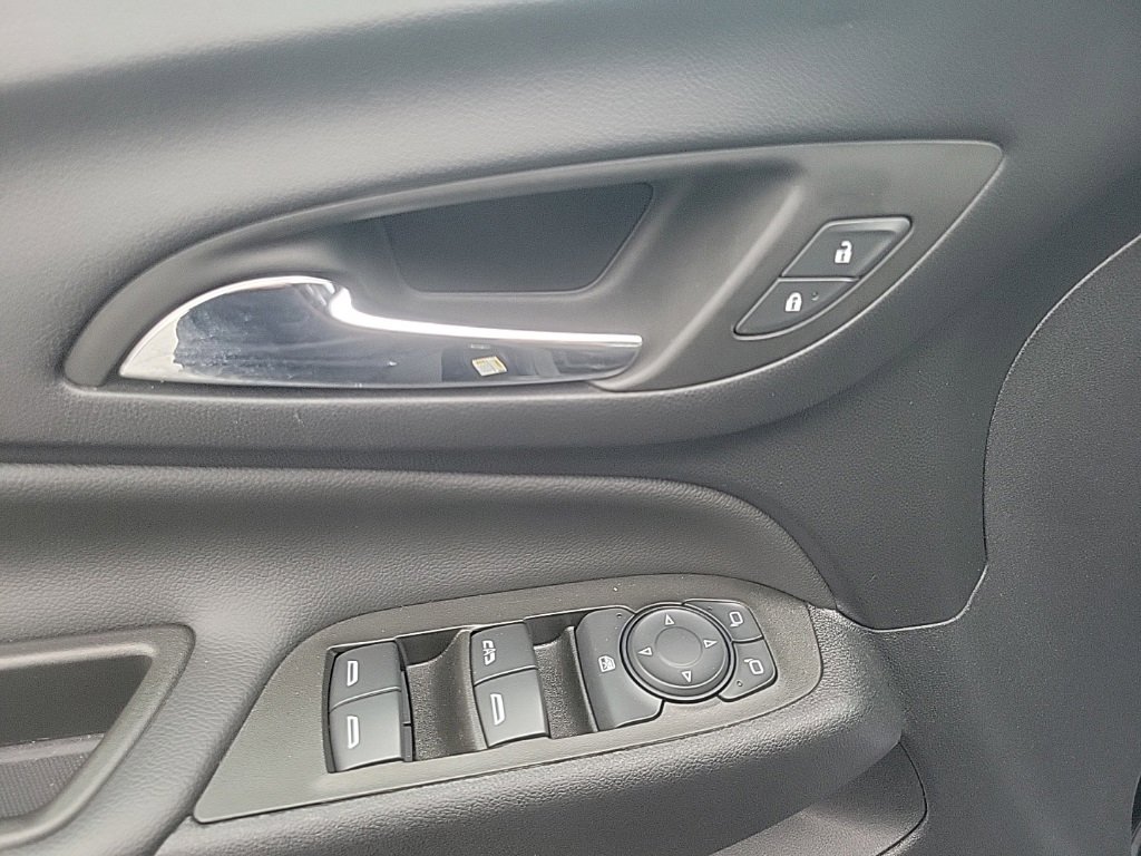 Used 2023 Chevrolet Equinox LT image 22