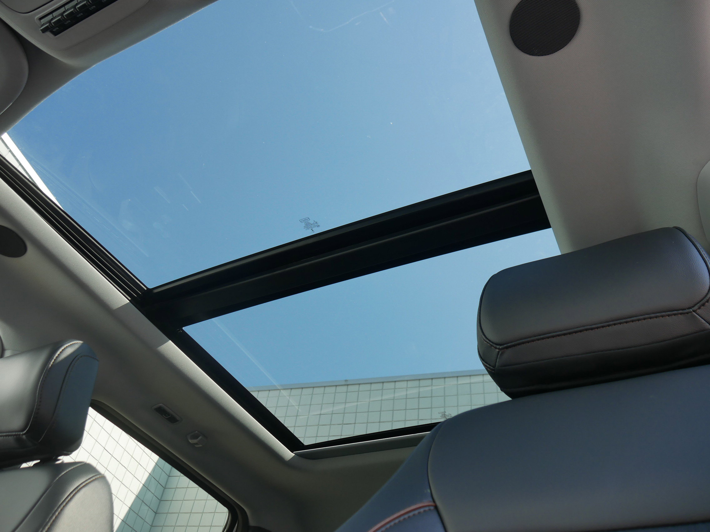 New 2025 Ford F250 Lariat w/ Lariat Ultimate Package image 5