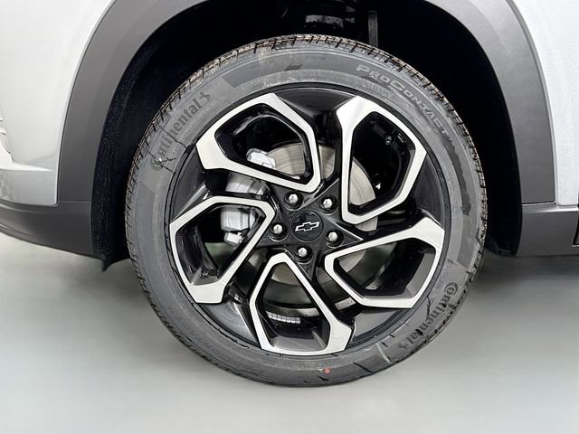 New 2026 Chevrolet Trax RS w/ Sunroof Package image 31