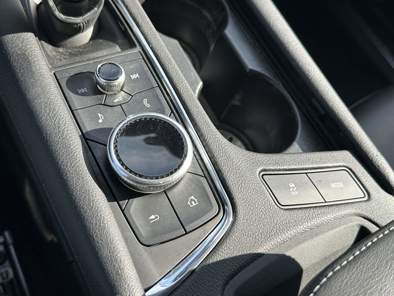 Used 2023 Cadillac XT5 Luxury image 30