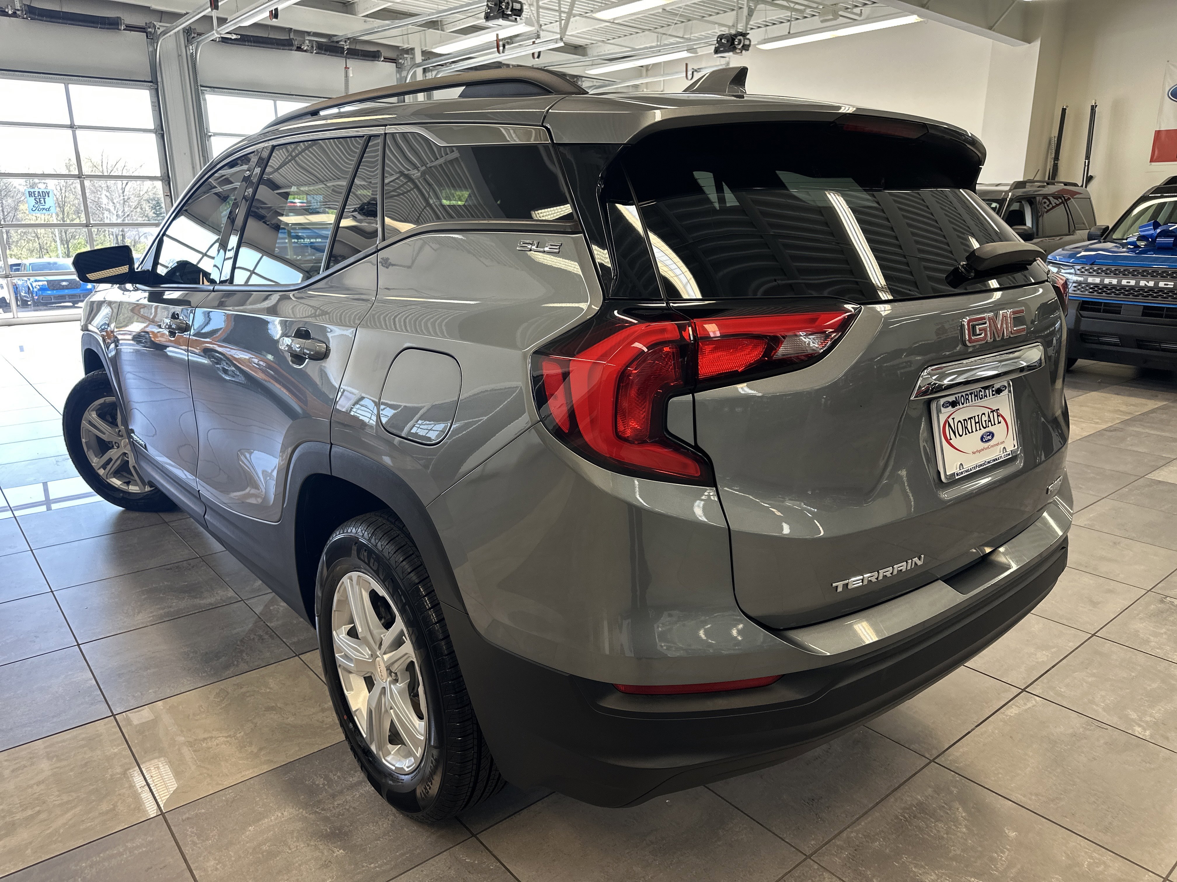 Used 2019 GMC Terrain SLE w/ Driver Convenience Package image 15