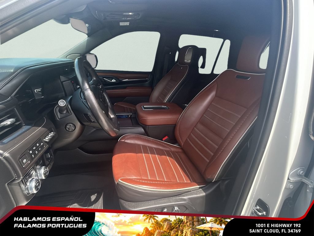 Used 2023 GMC Yukon Denali Ultimate AWD/4WD image 12