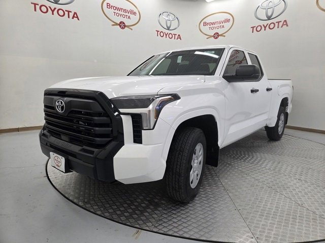 New 2026 Toyota Tundra SR image 2