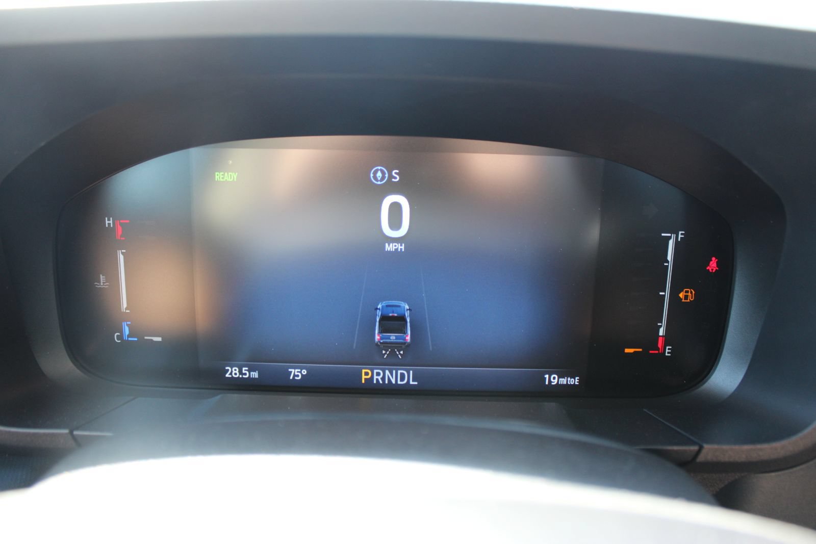 New 2025 Ford Maverick XLT w/ XLT Luxury Package FWD image 29