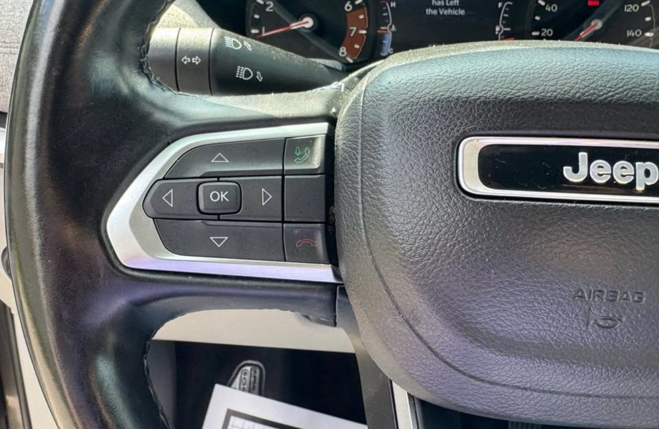 Used 2022 Jeep Compass Latitude w/ Convenience Group image 16