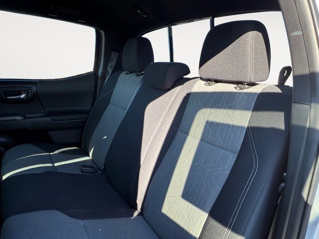 Used 2020 Toyota Tacoma TRD Sport image 11