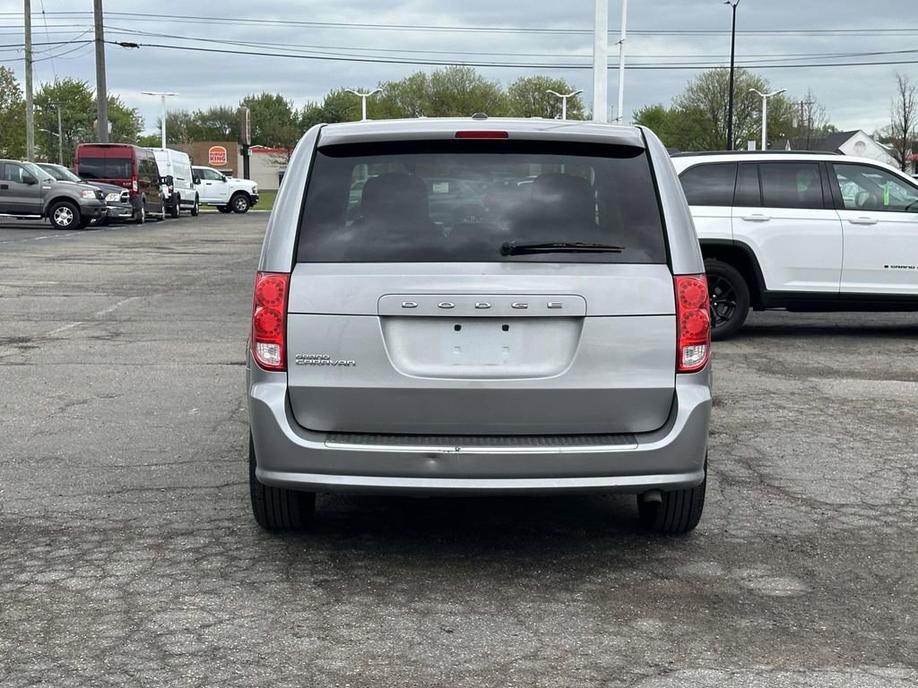 Used 2013 Dodge Grand Caravan SE FWD image 5