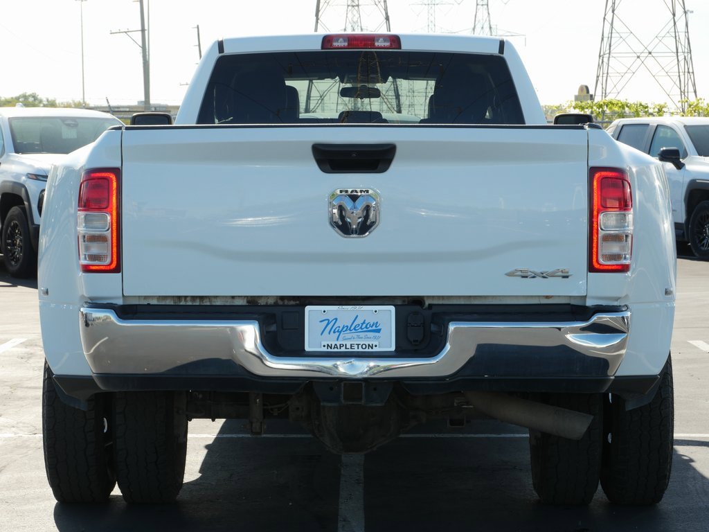 Used 2024 RAM 3500 Tradesman w/ Chrome Appearance Group image 9
