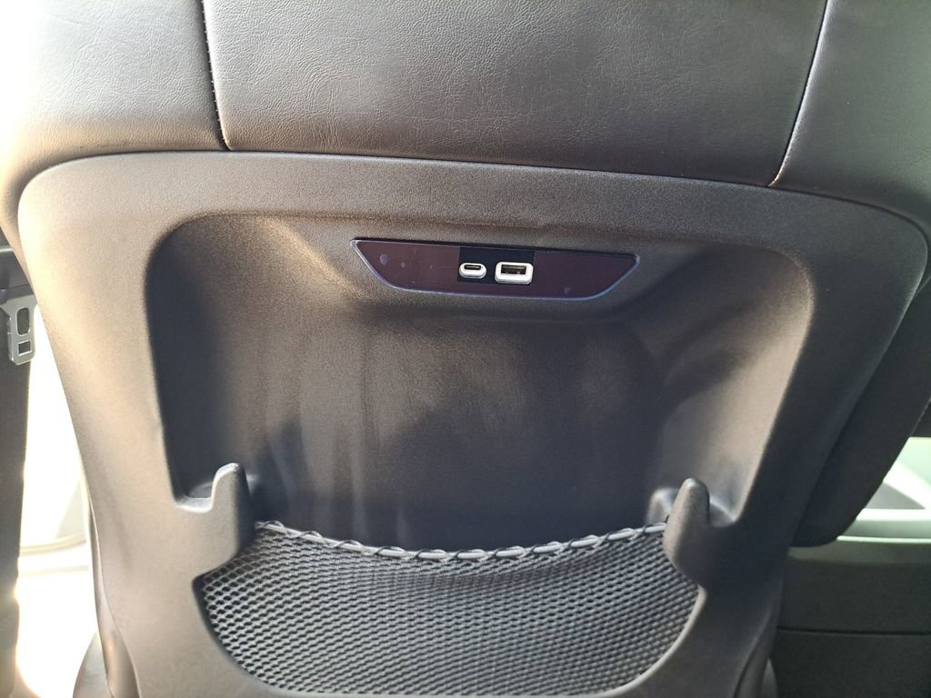 New 2026 Chrysler Pacifica Select FWD image 7