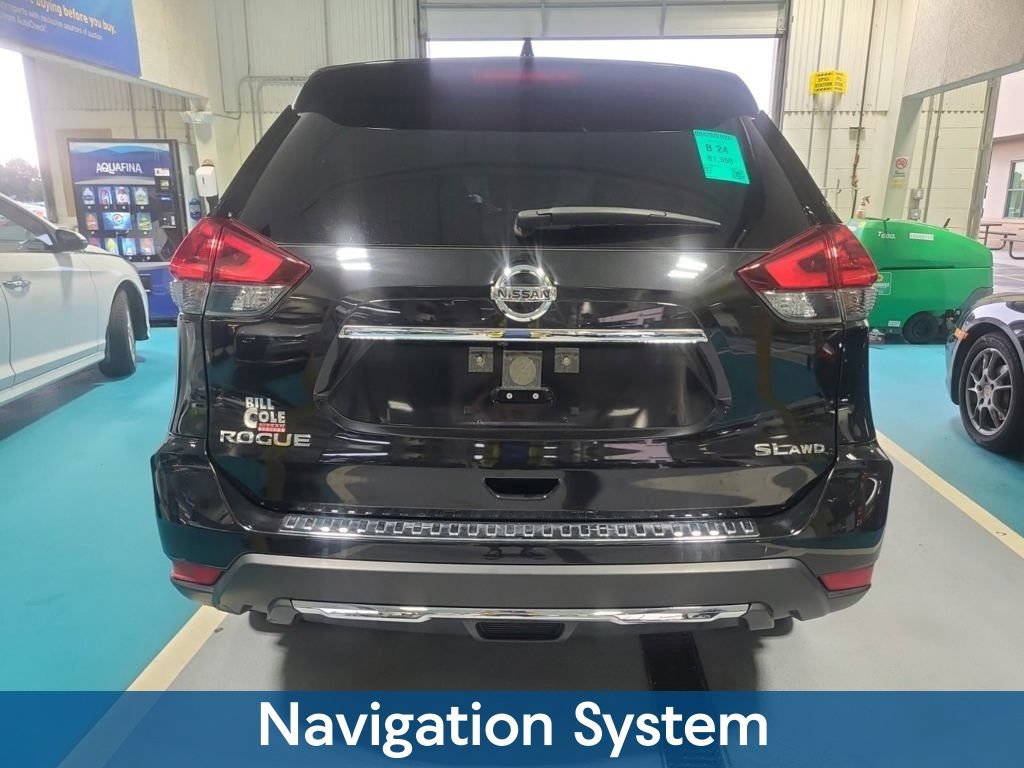 Used 2018 Nissan Rogue SL w/ Premium Package AWD/4WD image 2