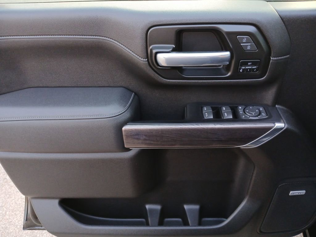 Used 2022 Chevrolet Silverado 3500 LTZ w/ LTZ Premium Package image 24