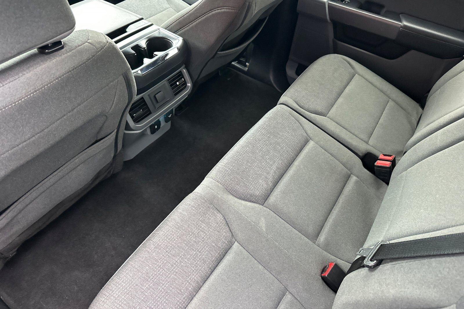 Used 2024 Ford F150 XLT w/ Equipment Group 302A MID image 9